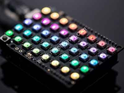 Adafruit-NeoPixel-Shield-(40′li-RGB-LED-Matix)